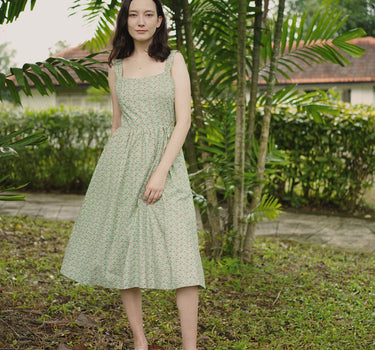 Catching the Sun Cotton Dress in Green Bloom