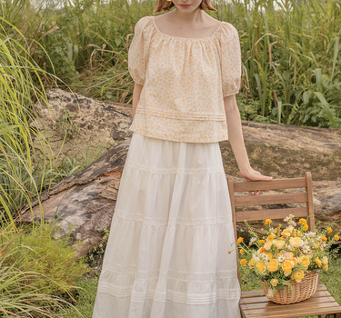 Hana Puffy Sleeved Blouse