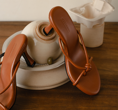 LUMI Heels