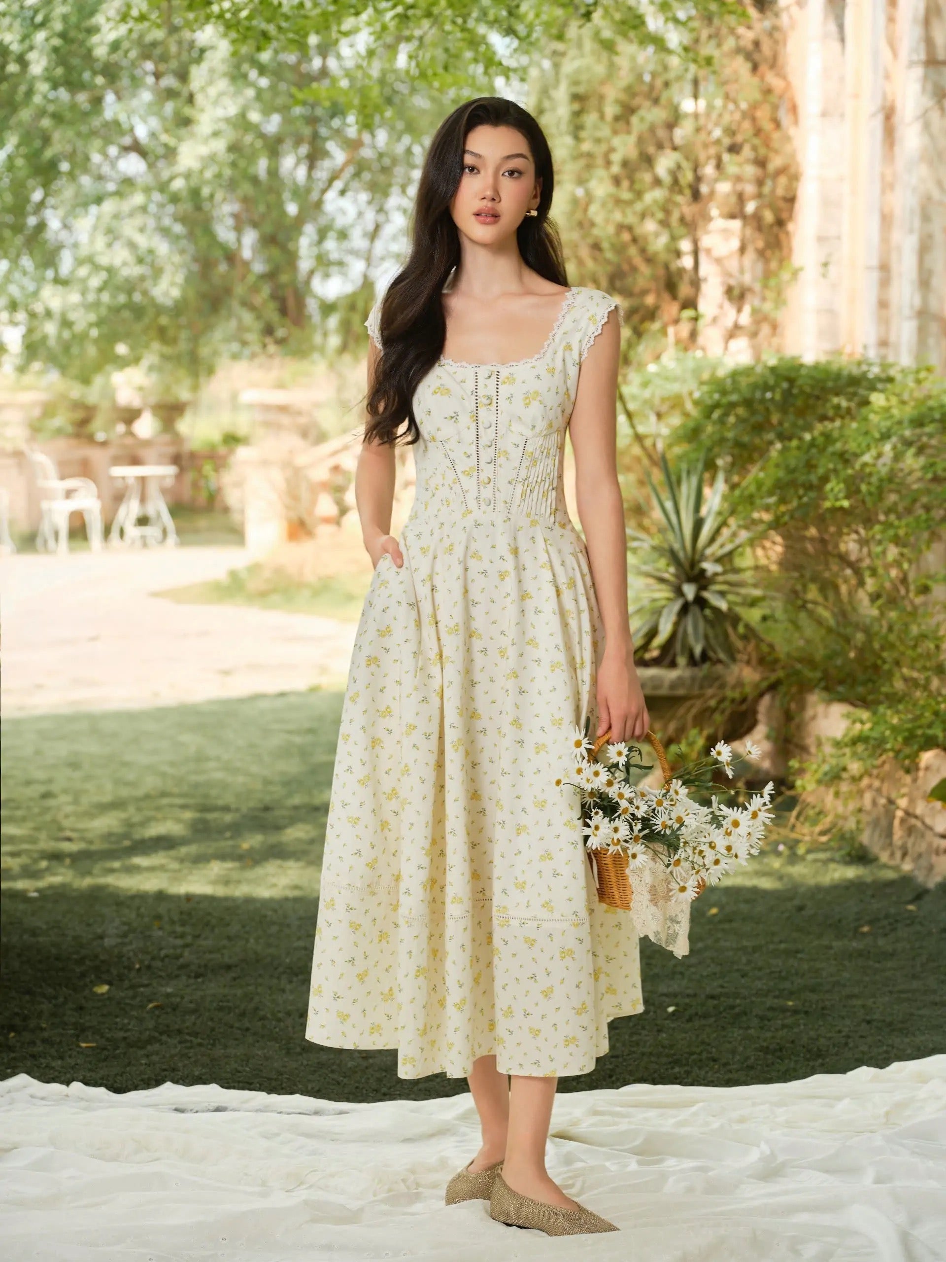 amelie lace dress Amlie set of chiffon and English lace