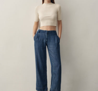 Seamless Knit Sleeved Top