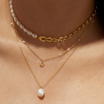 Bold Baroque Pearl Necklace