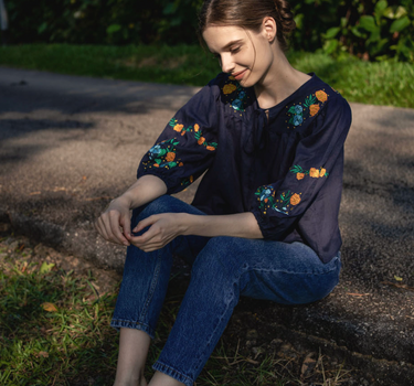 Garden Sweetheart Embroidered Linen Top in Midnight