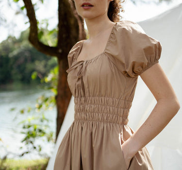 Vineyard Cotton Dress in Hazelnut