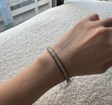 Serene Sparkle Bangle